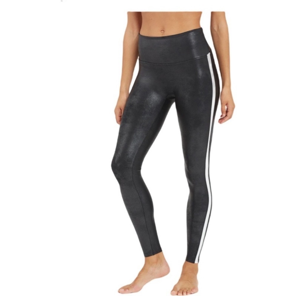 ✅ NWT SPANX Faux Leather Black with white Side Stripe Leggings Size S